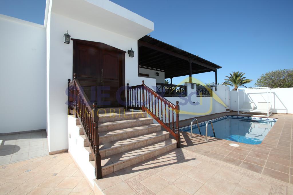 Calle los Helechos, Costa Teguise, Lanzarote, 35508, Spain